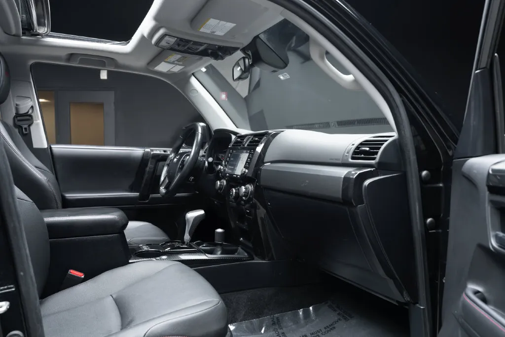 Toyota 4Runner photo 34