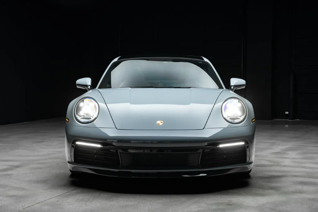 Porsche 911 photo 4
