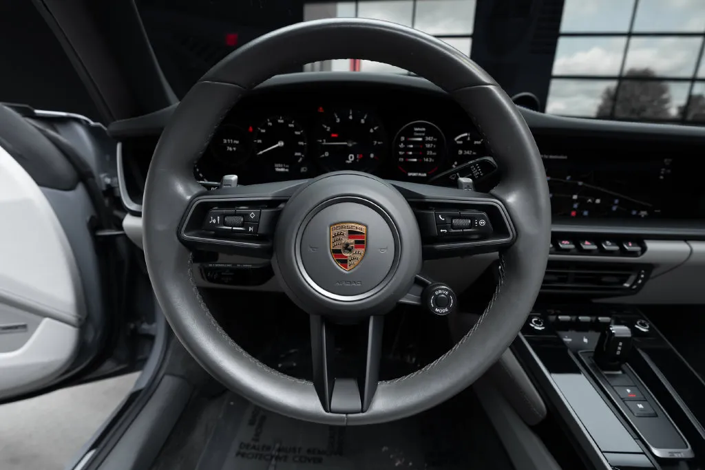 Porsche 911 photo 28