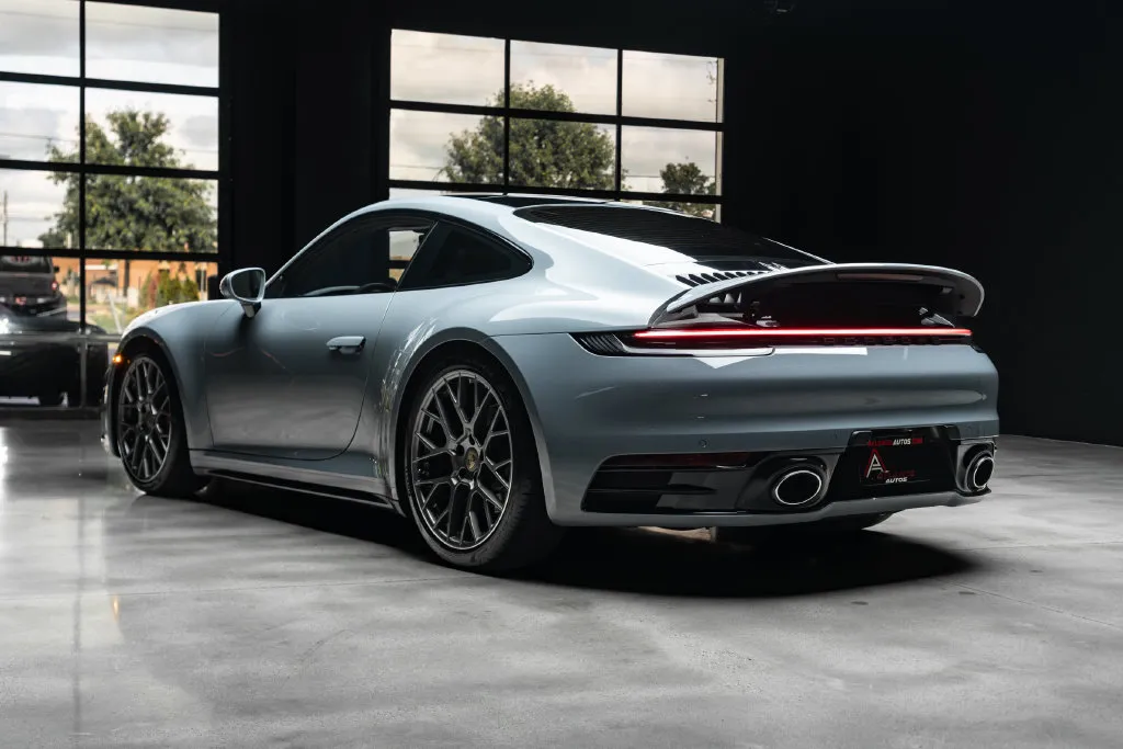 Porsche 911 photo 20
