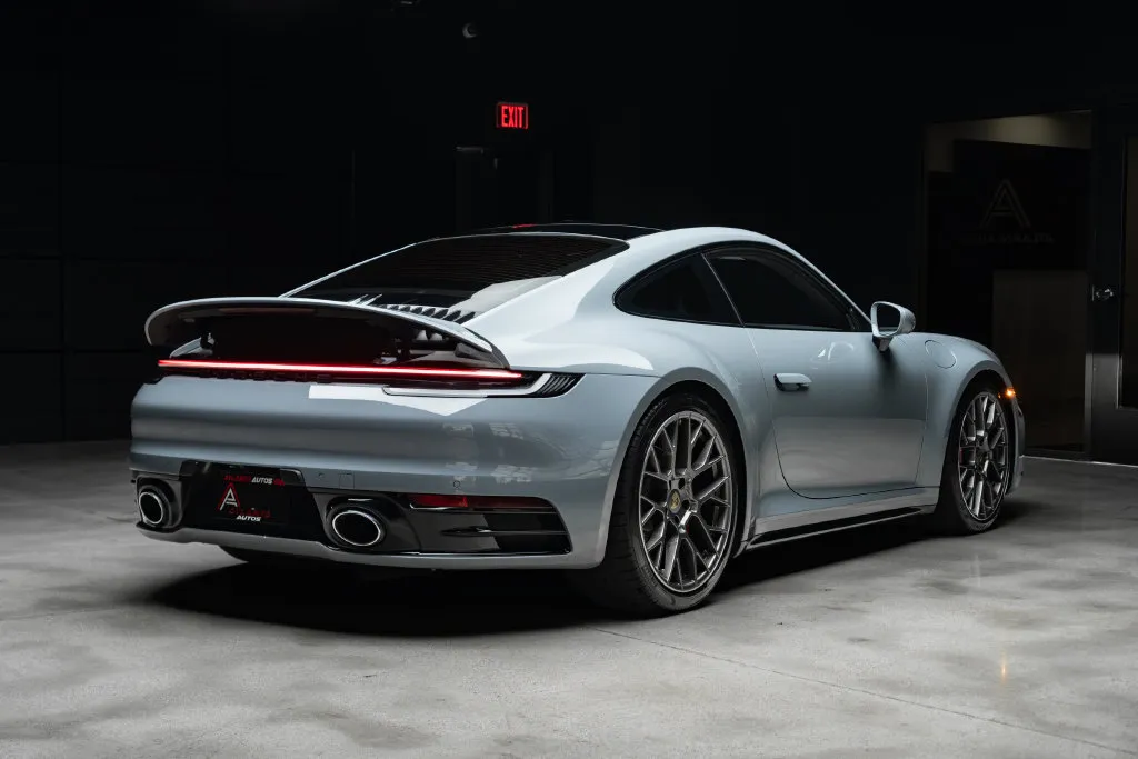 Porsche 911 photo 14