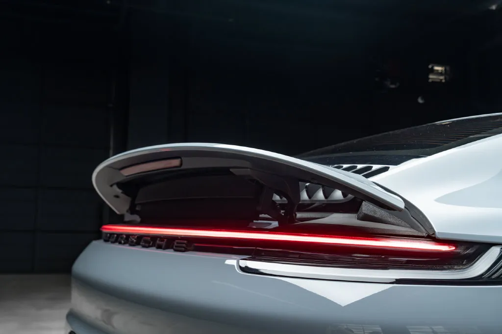 Porsche 911 photo 16