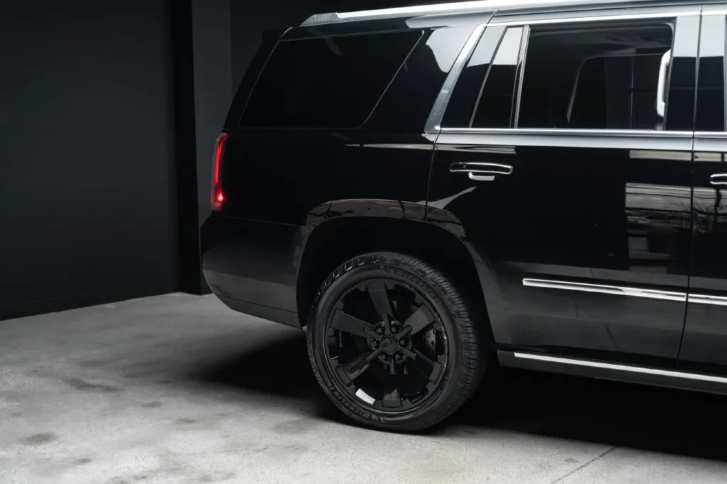 GMC Yukon photo 9