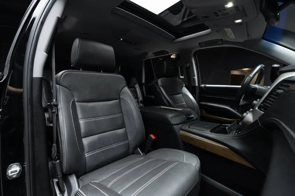 GMC Yukon photo 34