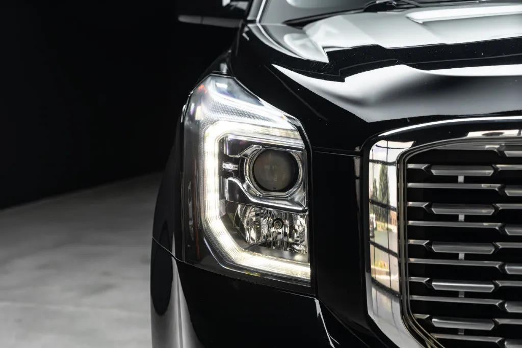GMC Yukon photo 5