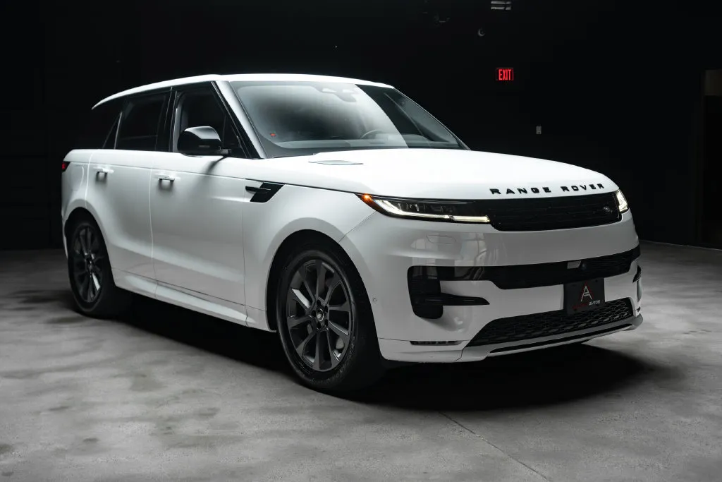 Land Rover Range Rover Sport photo 9