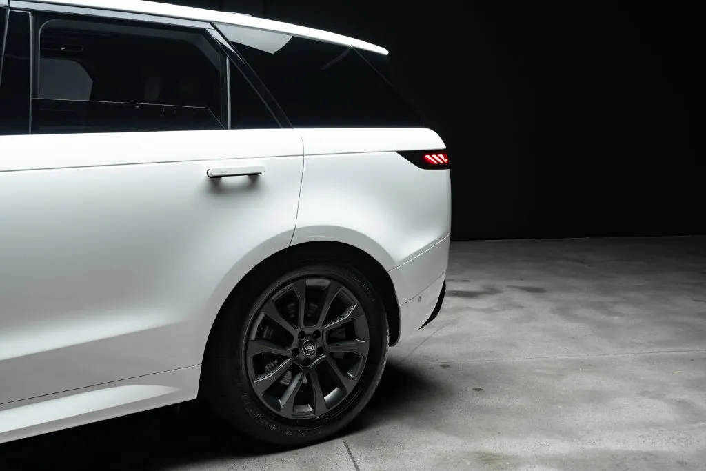 Land Rover Range Rover Sport photo 20