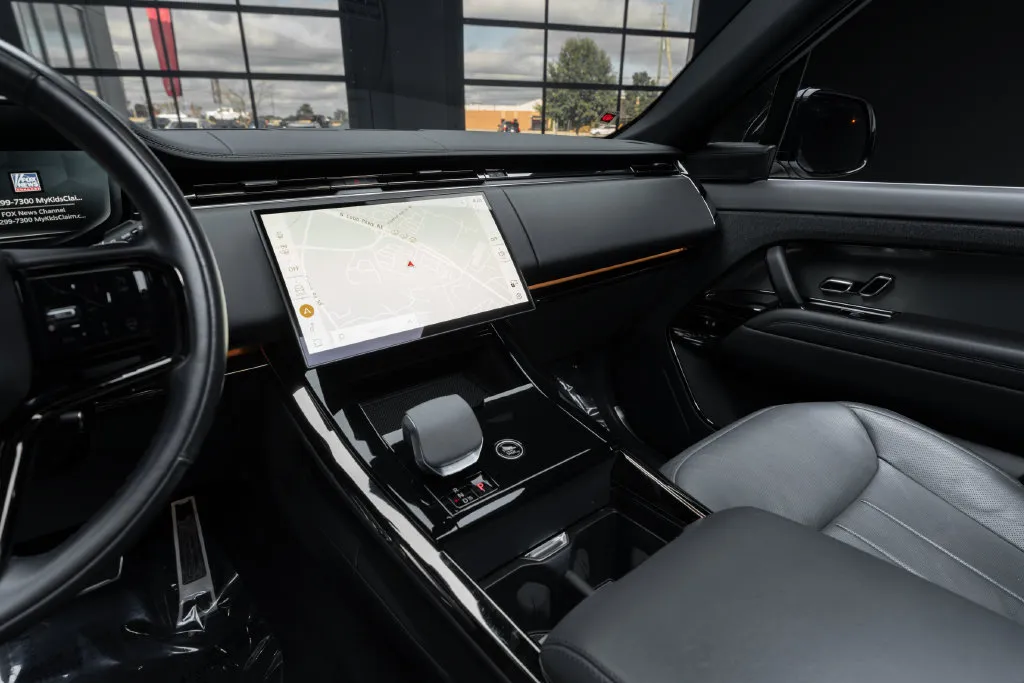 Land Rover Range Rover Sport photo 32