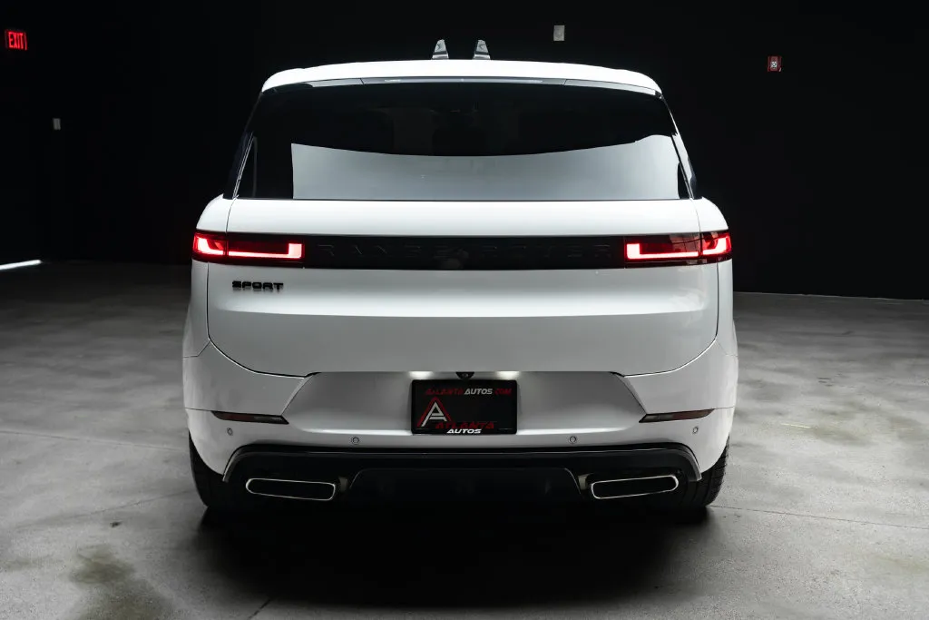 Land Rover Range Rover Sport photo 16