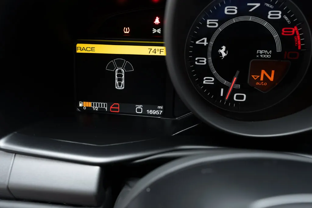 2015 Ferrari 458 Italia Base - Photo 43