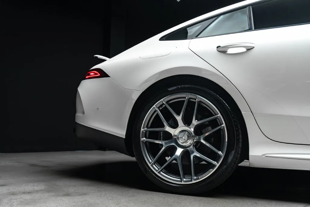 Mercedes-Benz AMG GT photo 12