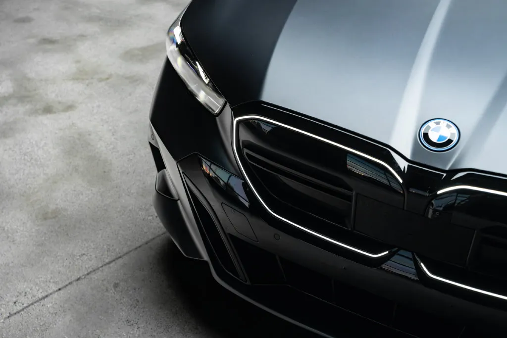 BMW i5 photo 7