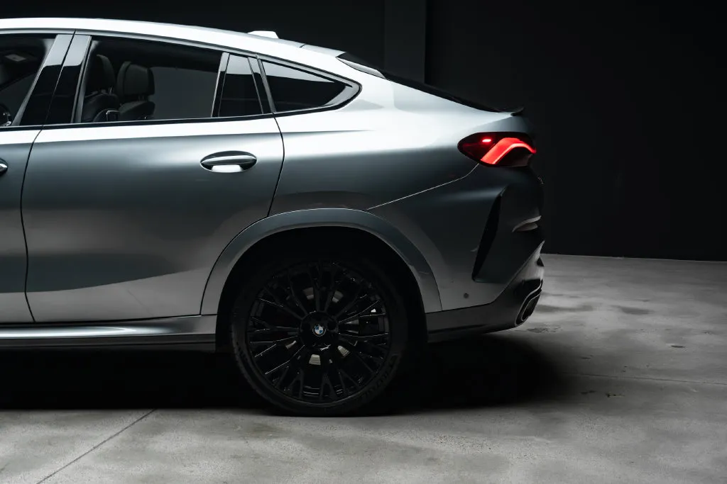 BMW X6 photo 19