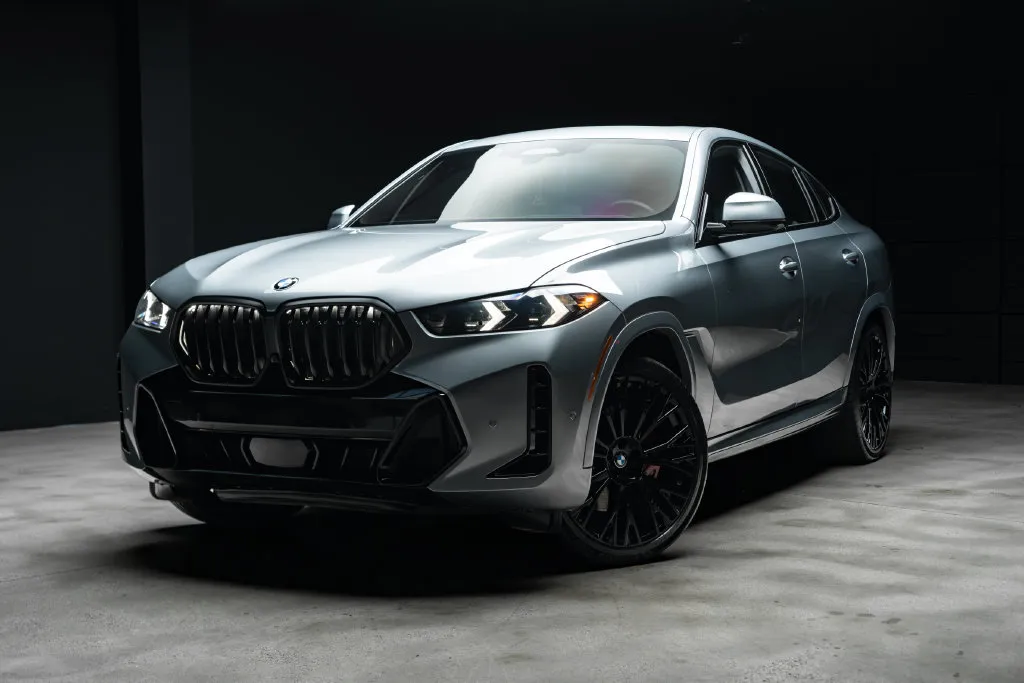 BMW X6 photo 2