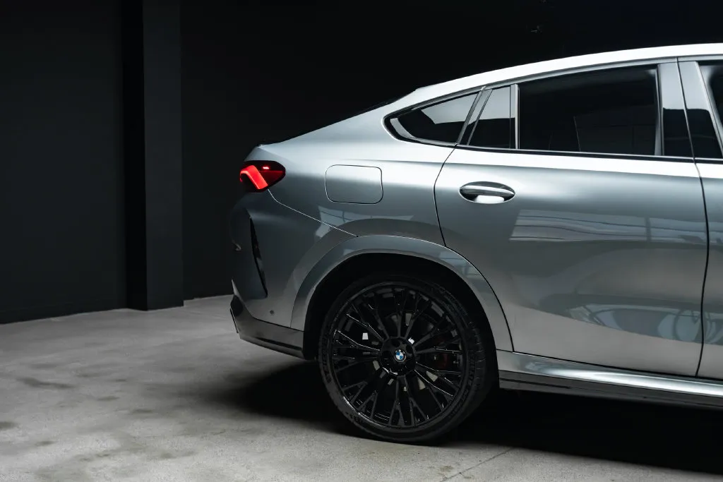 BMW X6 photo 11