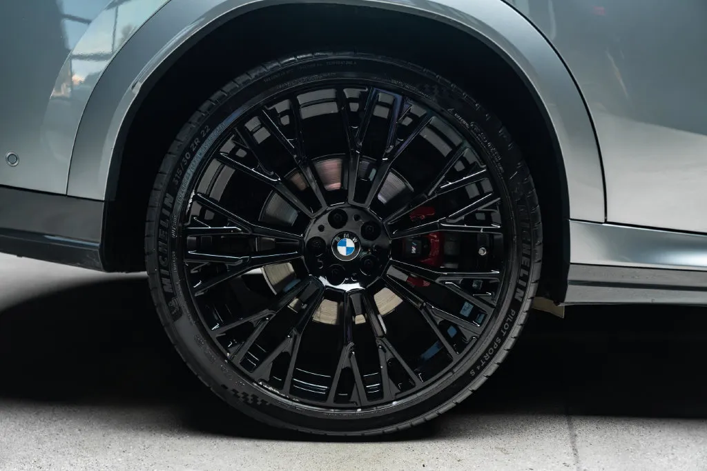 BMW X6 photo 12