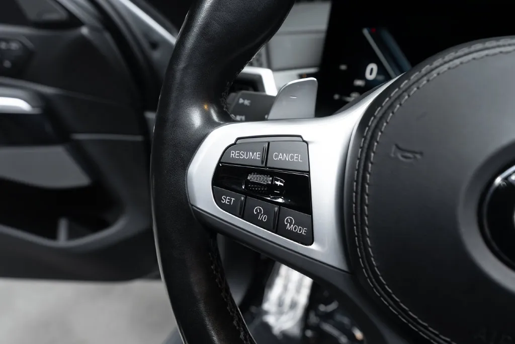 BMW X6 photo 30