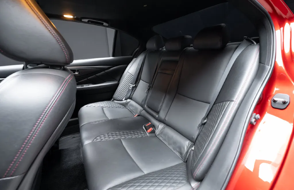 Infiniti Q50 photo 41