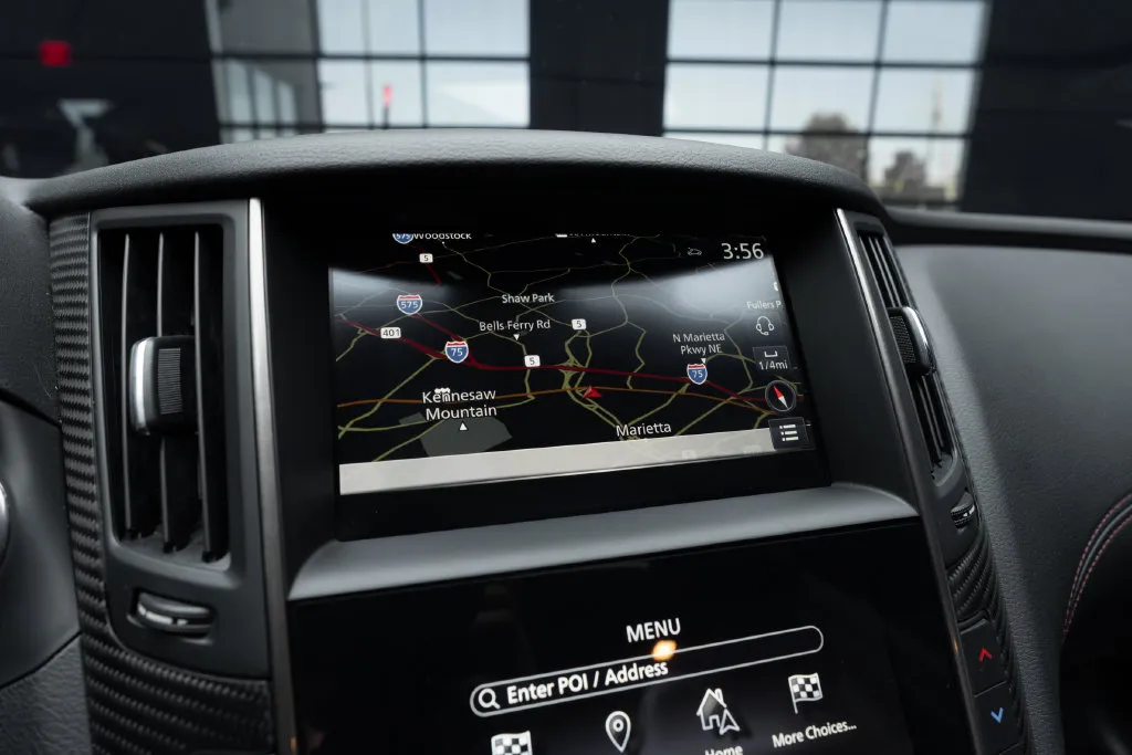 Infiniti Q50 photo 31