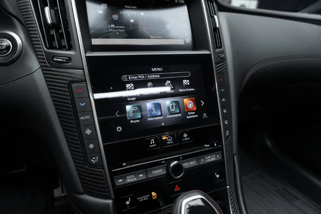 Infiniti Q50 photo 33