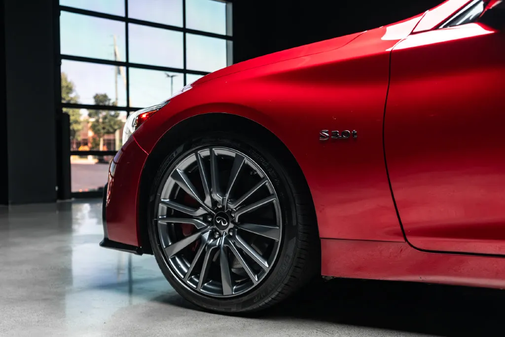 Infiniti Q50 photo 20