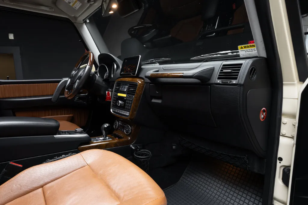 Mercedes-Benz G-Class photo 36