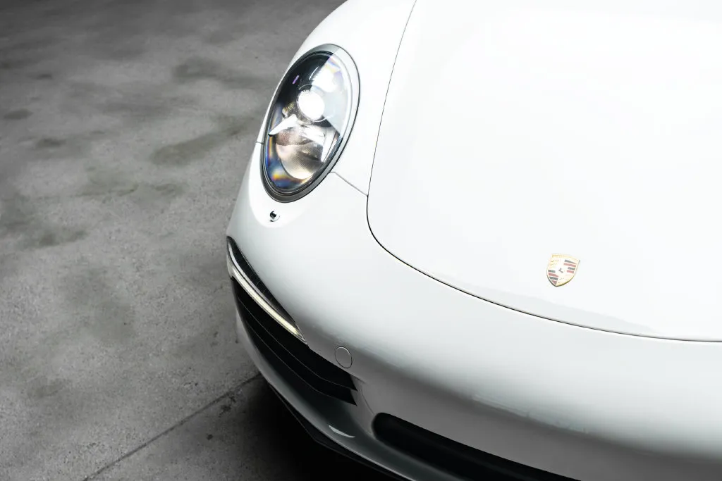 Porsche 911 photo 6