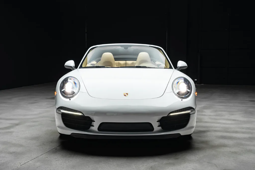 Porsche 911 photo 4