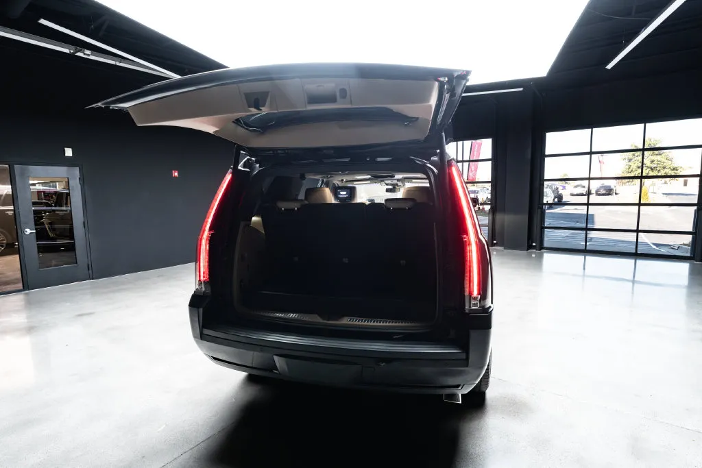 Cadillac Escalade photo 48