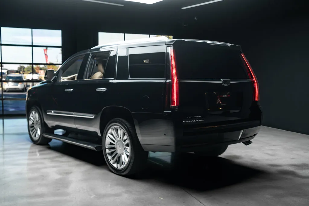 Cadillac Escalade photo 17