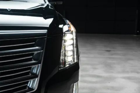 More photos of 2020 Cadillac Escalade Platinum Edition at Atlanta Autos, GA