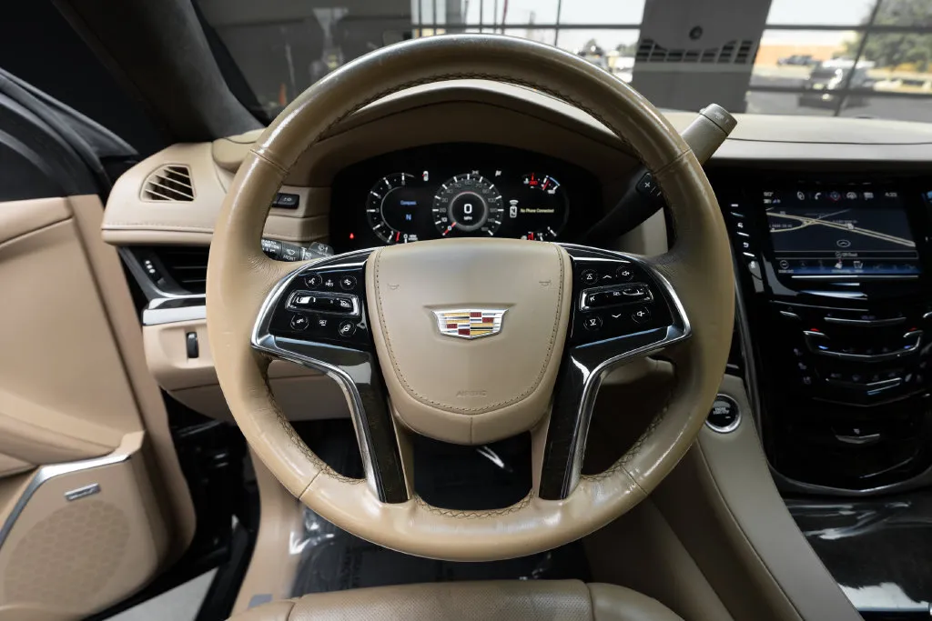 Cadillac Escalade photo 28