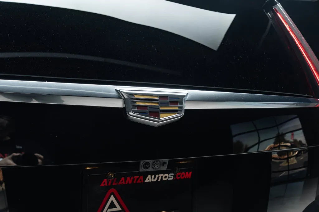 Cadillac Escalade photo 14