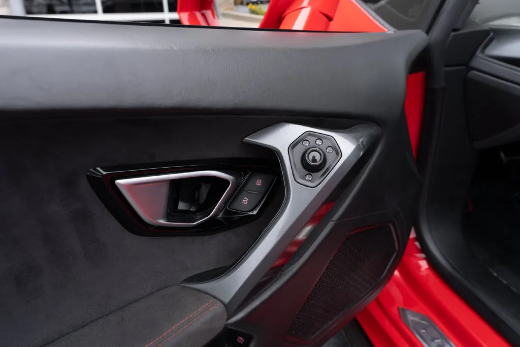 Lamborghini Huracan photo 25