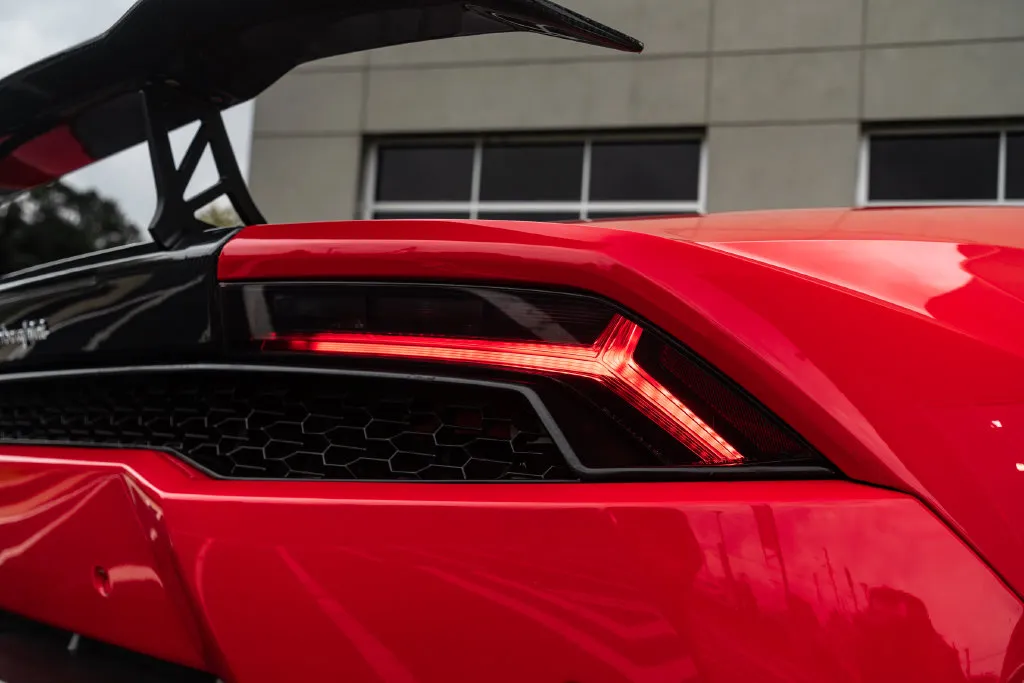 Lamborghini Huracan photo 14