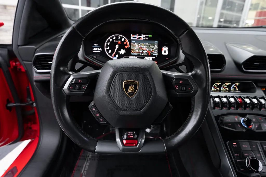 Lamborghini Huracan photo 29