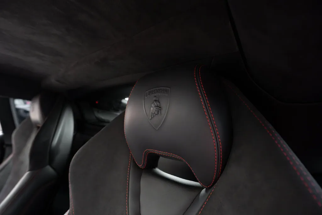 Lamborghini Huracan photo 28