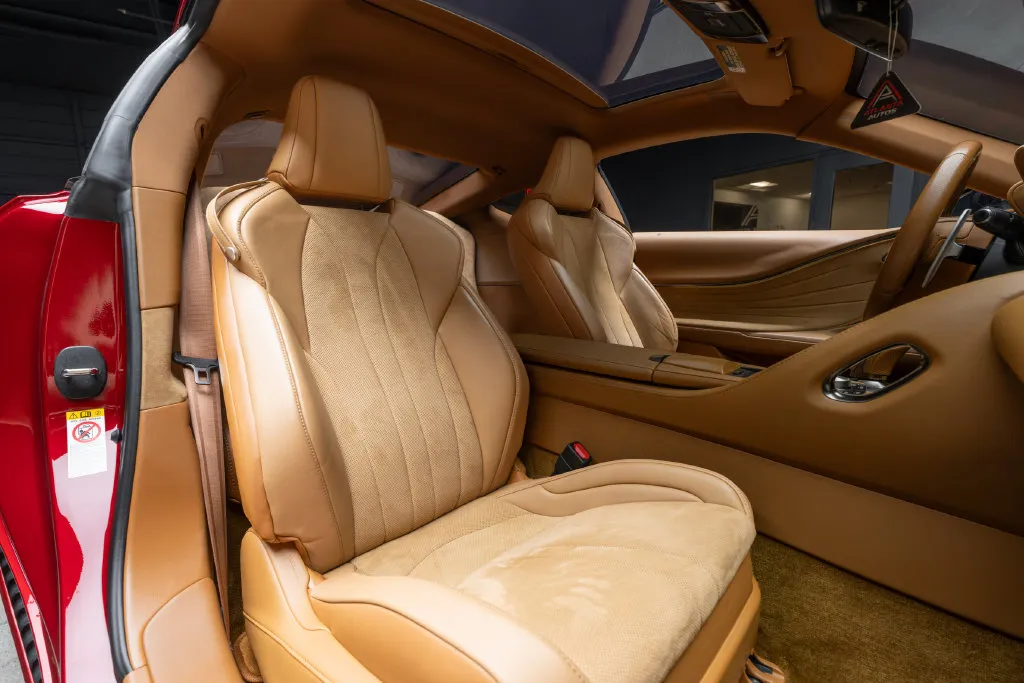Lexus LC photo 38