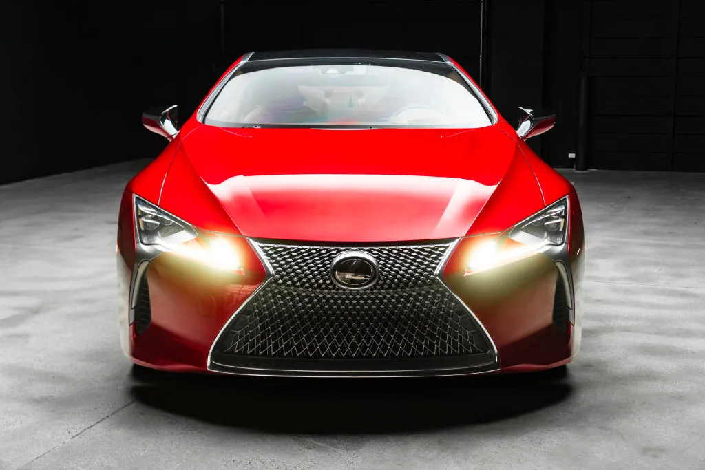 Lexus LC photo 4