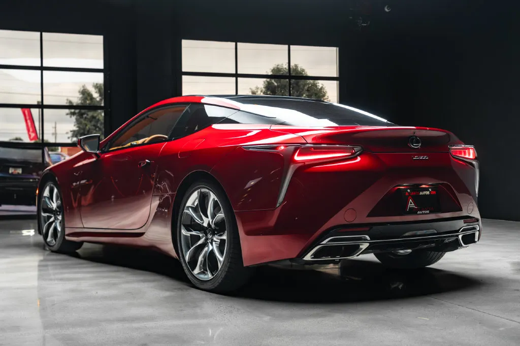 Lexus LC photo 16