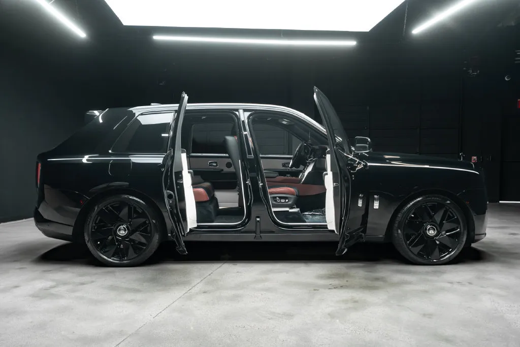 Rolls-Royce Cullinan photo 13