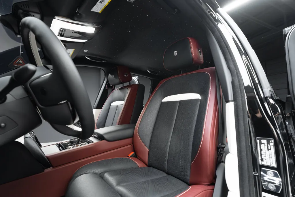 Rolls-Royce Cullinan photo 31