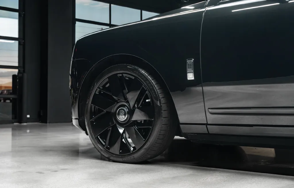 Rolls-Royce Cullinan photo 25