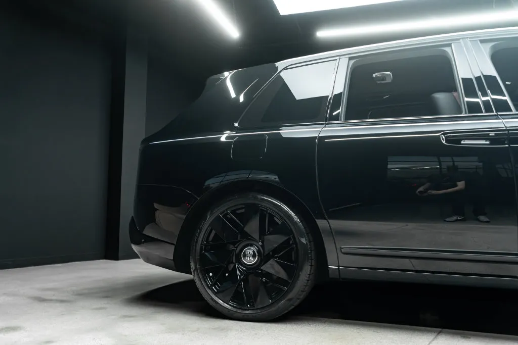 Rolls-Royce Cullinan photo 14