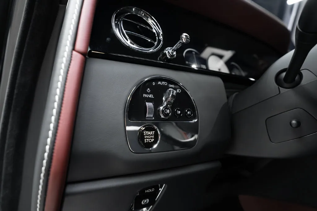 Rolls-Royce Cullinan photo 30