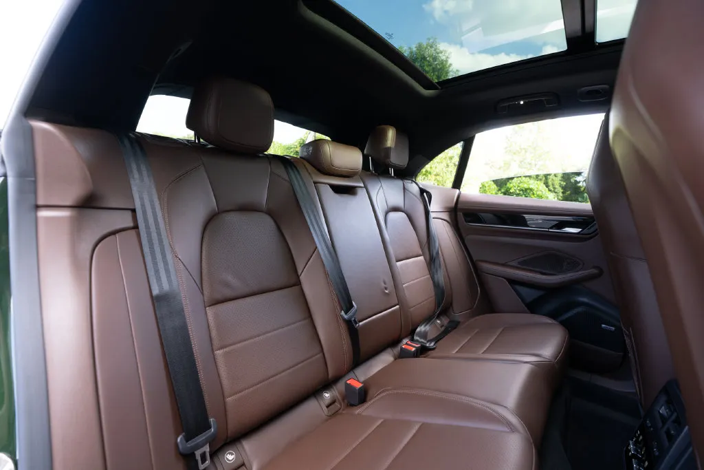 Porsche Macan photo 42