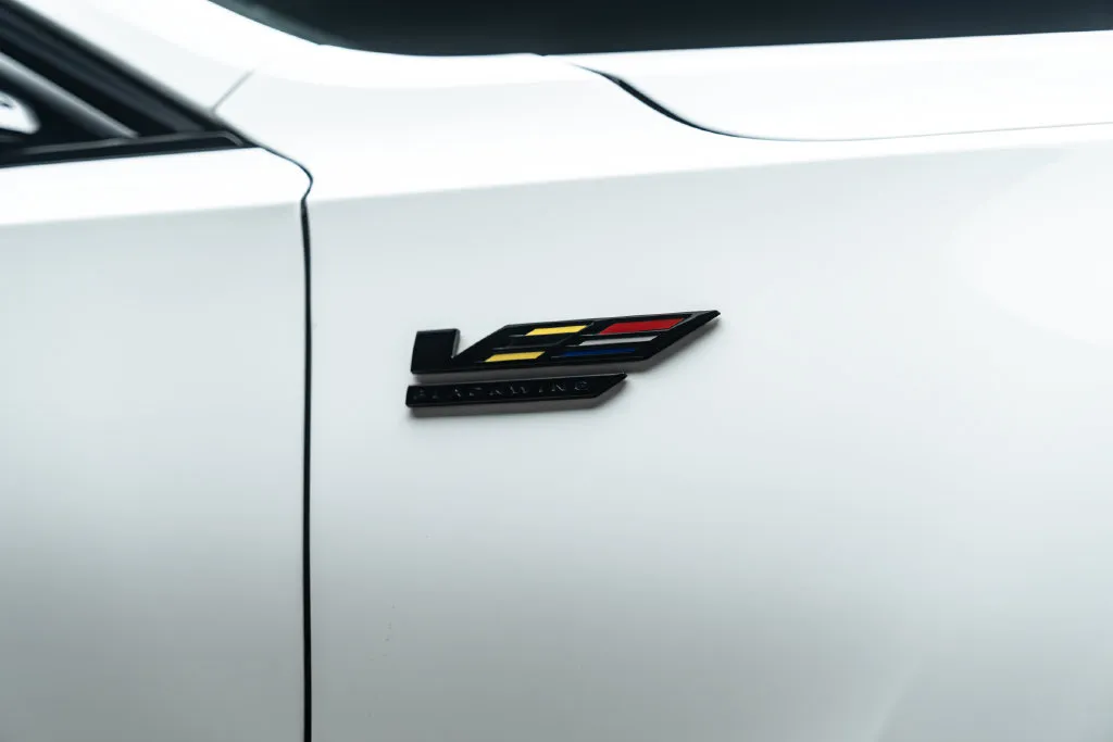 Cadillac CT5 photo 9