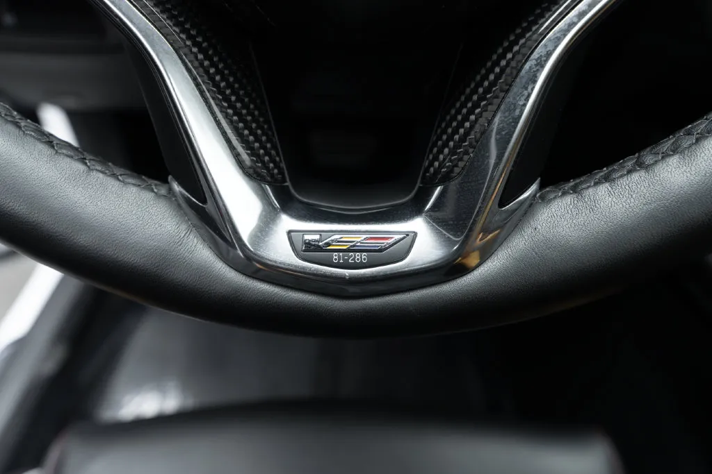 Cadillac CT5 photo 29