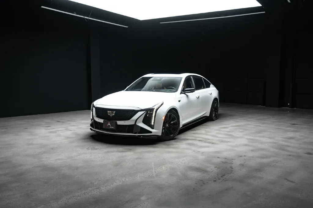 Cadillac CT5 photo 46