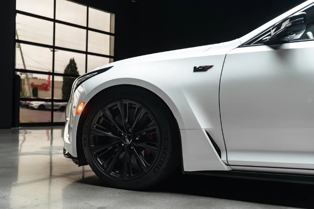 Cadillac CT5 photo 20